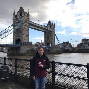 Meet your Posher, Thomas